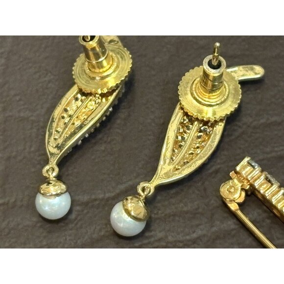 Vintage Jewelry Lot Trifari Rhinestone Faux Pearl Brooch Pin Crystal Earrings - Picture 8 of 12